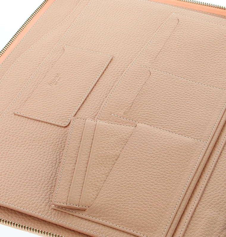 Classic Stitch Soft A4 Zip Leather Writing Folio - Image 3