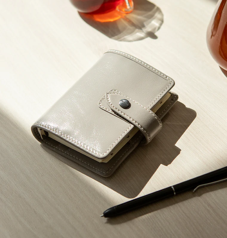 Malden Mini Leather Organiser - Image 16