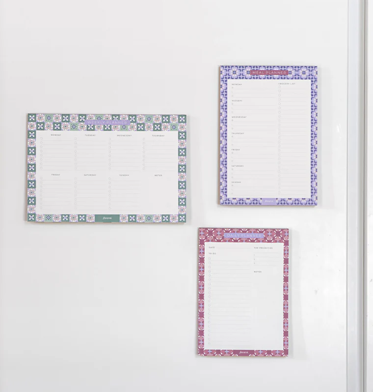 Mediterranean Weekly Planner Notepad with Magnet - Image 7