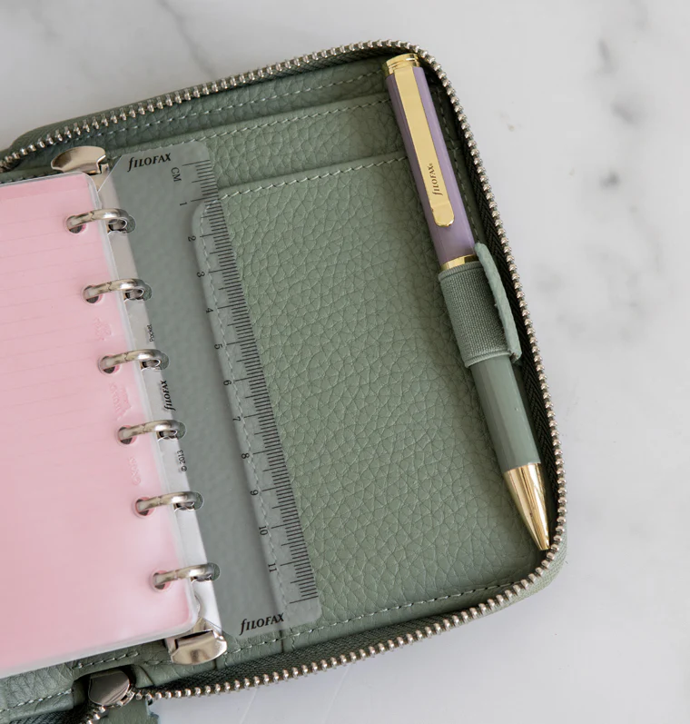 Norfolk Pocket Compact Zip Leather Organiser - Image 11