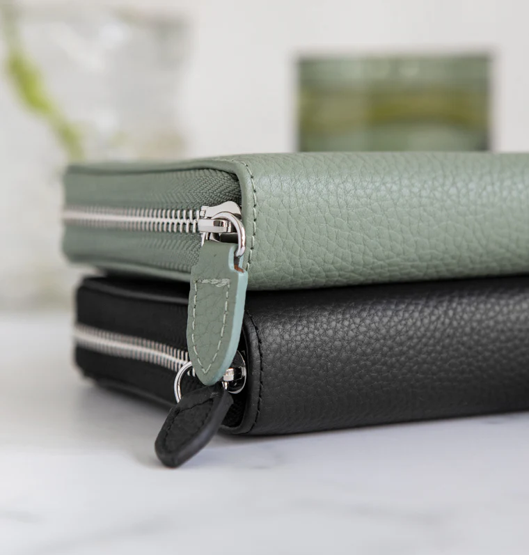 Norfolk Pocket Compact Zip Leather Organiser - Image 26
